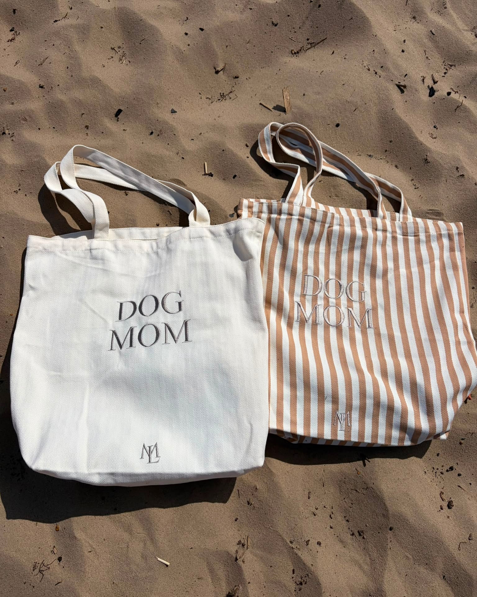 DOG MOM Shopper